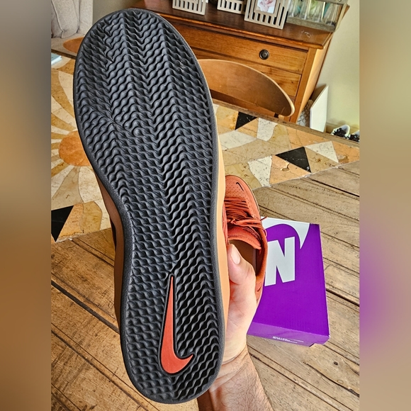 Nike SB Ishod Wair Skate Shoes - Picture 8 of 13